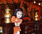 [Click for large photo]