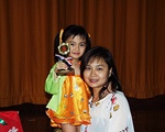[Click for large photo]