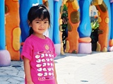[Click for large photo]
