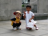 [Click for large photo]