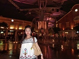 [Click for large photo]